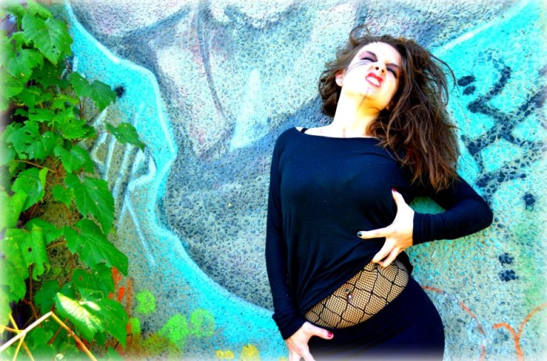 301181_214191025308706_606809007_n