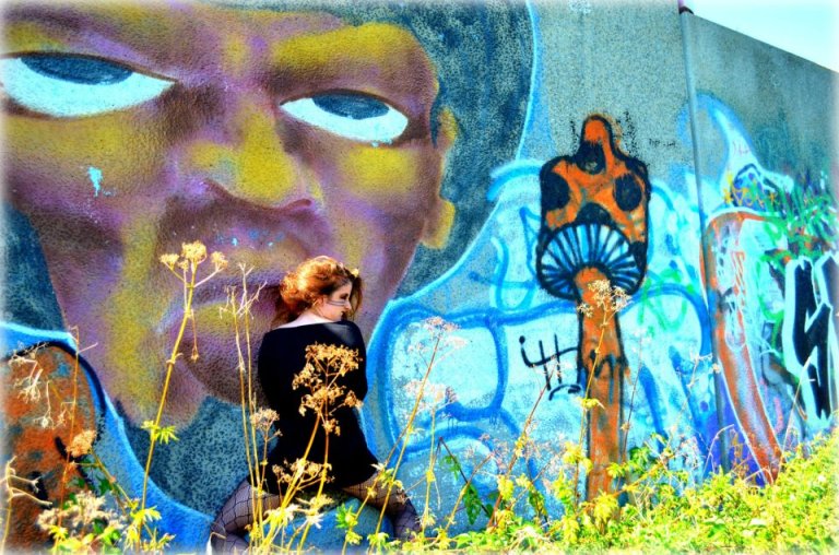 311859_214190425308766_943161676_n